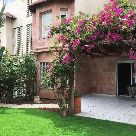 Pool & Garden Aparthotel Rechovot Zewnętrze zdjęcie