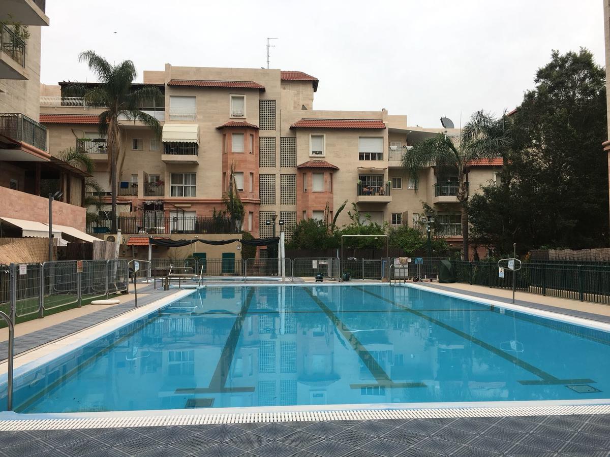 Pool & Garden Aparthotel Rechovot Zewnętrze zdjęcie